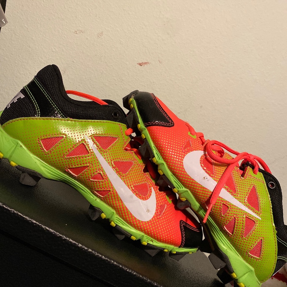 Nike softball Cleats
